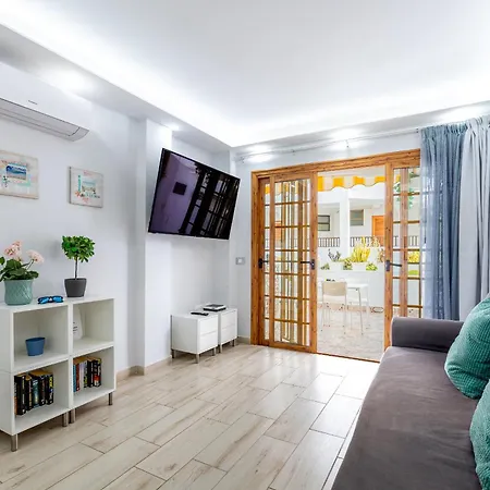 Appartement 613 Garden City, Heated Pool, Ac And Wifi