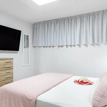 613 Garden City, Heated Pool, Ac And Wifi Apartament